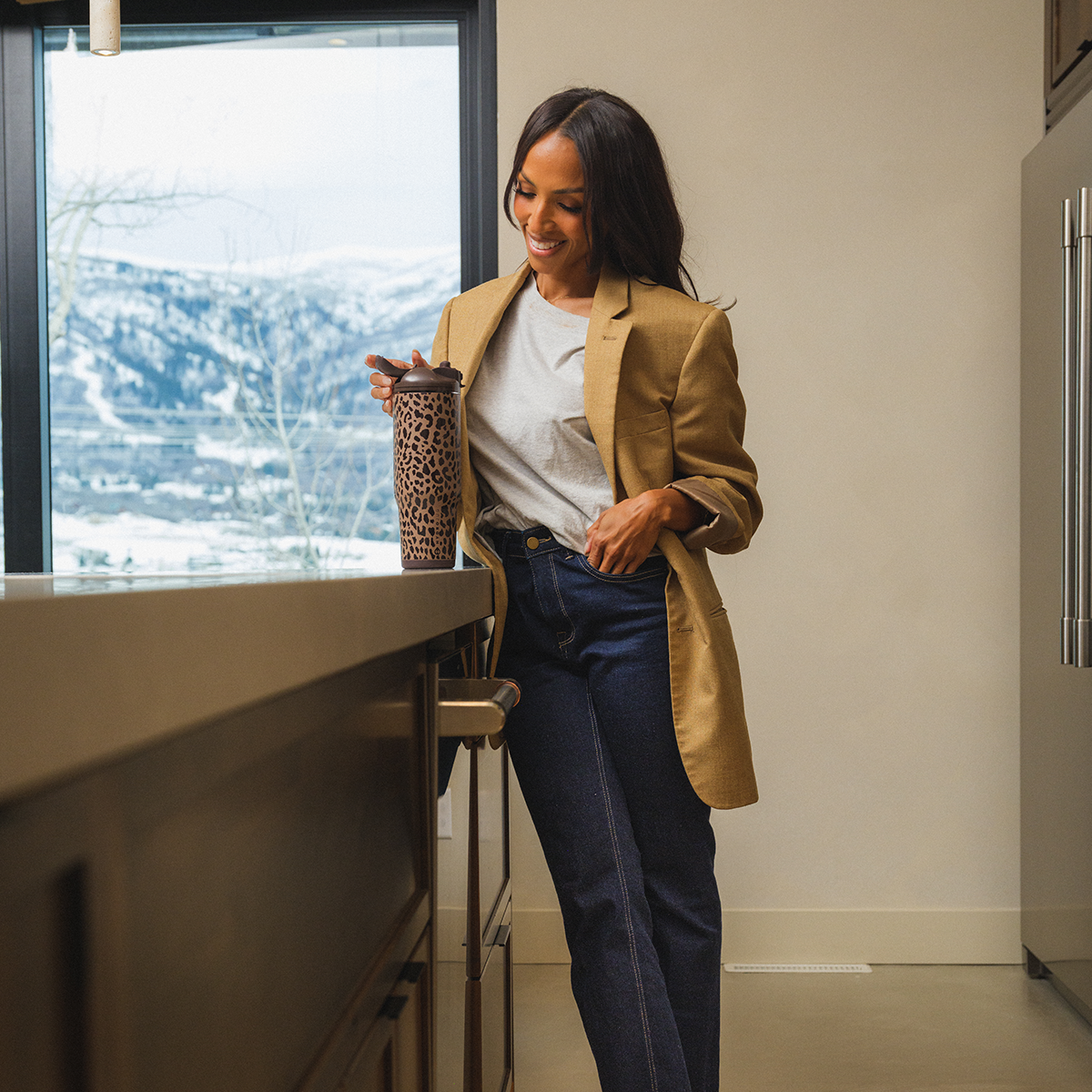 brown-leopard-32oz-946ml-j3 Ease32-BrownLeopard-WPI-9.png