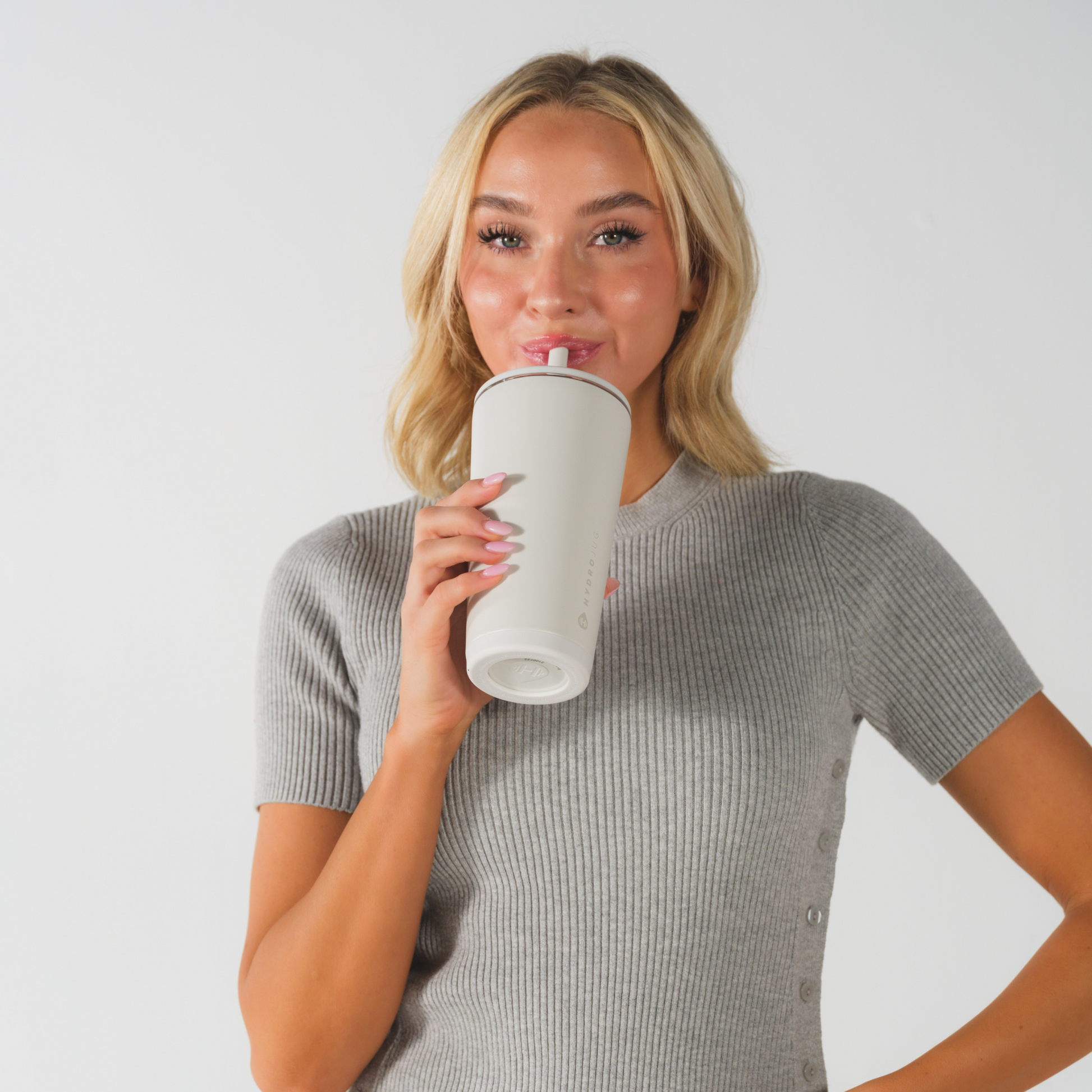 linen-20oz-592ml-j5 EverydayTumbler20oz.-Linen-WPI-1_1.png